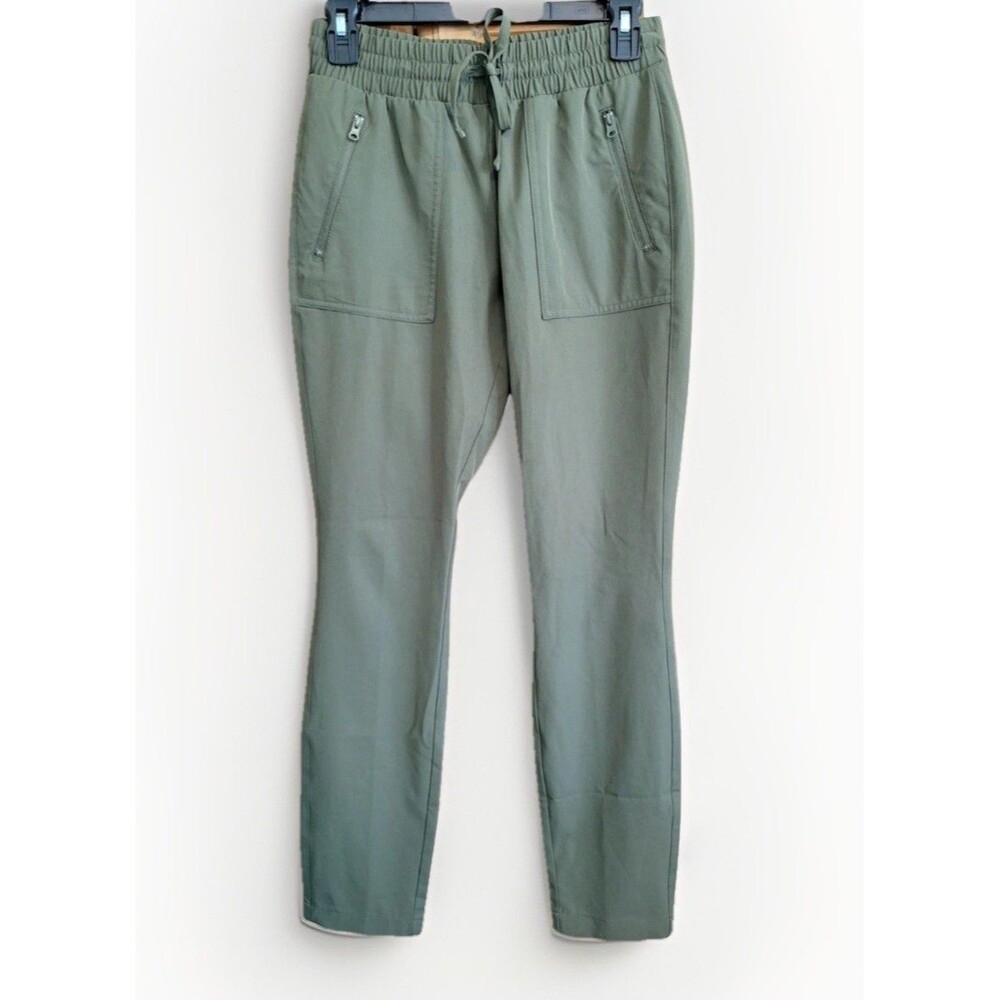 Magellan Outdoors Womens Lost Pine Hiking Pants Size M Green Water Repellent EUC